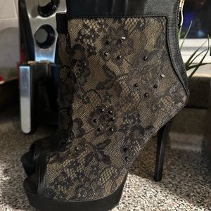 ▪️Lace platform shoes▪️